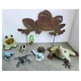 Frog figures, porcelain, metal, cast iron