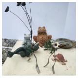 Frogs, resin, damaged, cast iron