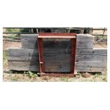 3-Point Hitch Fork Attachment w/Wood Platform