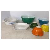 Vtg Pyrex Mixing Bowls & Corningware Baking Dish