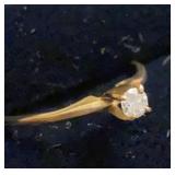 10K yellow gold & diamond ring