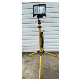 Halogen Work Light (working condition)