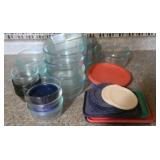Pyrex Storage Cups with Lids