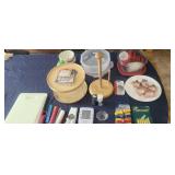 Large Lot of Kitchen Items