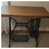 Antique Singer Treadle Sewing Machine Cast Iron