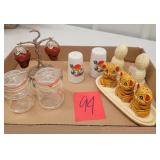 set of 5 salt and pepper shakers