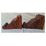 2 Wooden Corbels