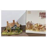 Lenox Lilliput Lane Anne of Cleves