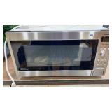 Panasonic The Genius 1250w Microwave