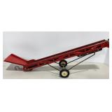 Ertl International Harvester Evalator