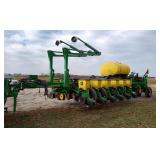 2014 John Deere 1775 NT