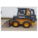 John Deere 320D