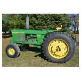 1971 JD 4320, one family tractor