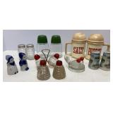 Vtg Salt & Pepper Shakers