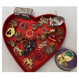 Brooches & Pins