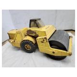 NyLint pressed metal toy Roller