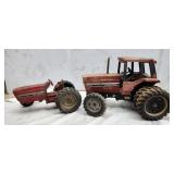 ERTL  International Die Cast Tractors
