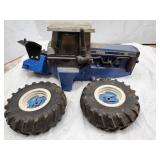 Ford Versatile 846 Die Cast Tractor AS IS