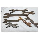 Alligator wrenches (7) vintage & antique