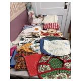 Kitchen Towels, Pot Holders and Napkins