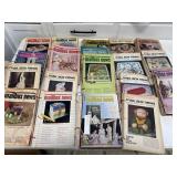 19 Binded Groups of Cake Decorating Magazines