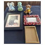 Figurines and Frames