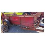 New Holland Manure Spreader