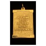 14K yellow gold pendant