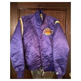 LA Lakers Starter jacket size L  Vintage