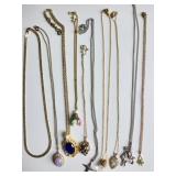 Necklaces, chains & pendants