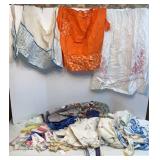 Vtg Aprons & Handkerchiefs