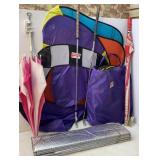 Play Tunnels & umbrellas