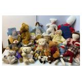 Large Lot of Stuffed Animals & Dolls