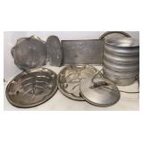 Vtg Aluminum Trays & Picnic Taker