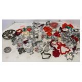 Vtg Aluminum & Plastic Cookie Cutters