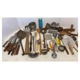 Vtg Kitchen Utensils