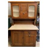 Antique Oak Sellerï¿½s Type Cabinet