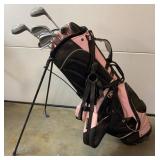 Ladiesï¿½ Golf Clubs & Bag