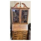 Maple Secretary 31x16x78