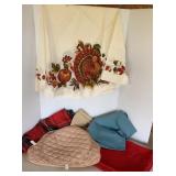 Table Cloths & Place Mats