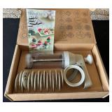 Pampered Chef Cookie Press