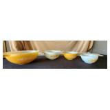 Pyrex Butterfly Pattern Mixing Bowl Set