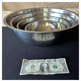 Stainless Steel Nesting Mixing Bowls (4)