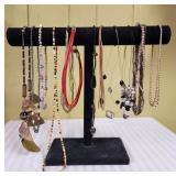 Costume Jewelry  Necklaces (12)