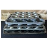Muffin Pans, Large & Mini sizes (9)
