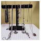 Costume Jewelry Necklaces (12)