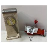 Vtg Ice Shaver & Swingaway Can Opener