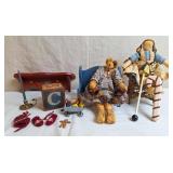 Country Decor, Small Shelf, Bear & Bench