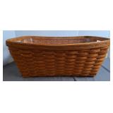 1987 Longaberger Laundry Basket w/Protector