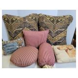 7 Throw Pillows